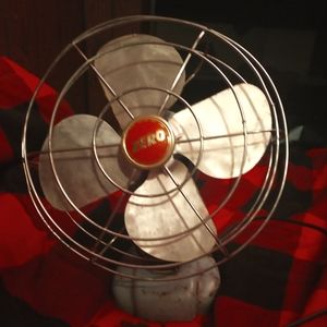 Vintage/Antique Zero Metal desk fan! Retro!